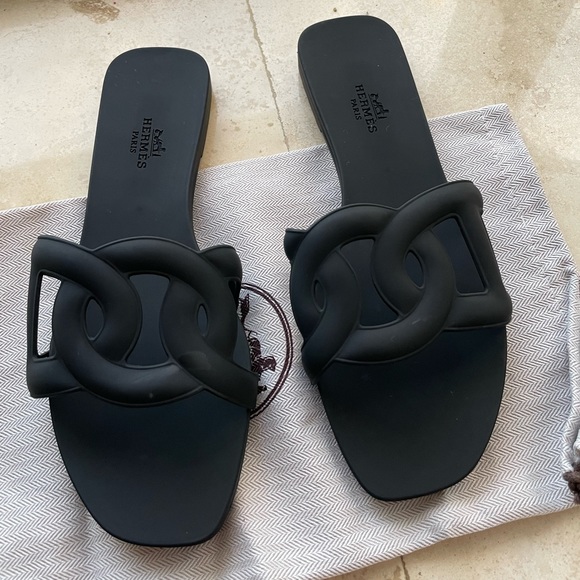 Hermes Shoes - Hermes Aloha rubber slides